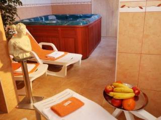 Hotel Adeba 3*