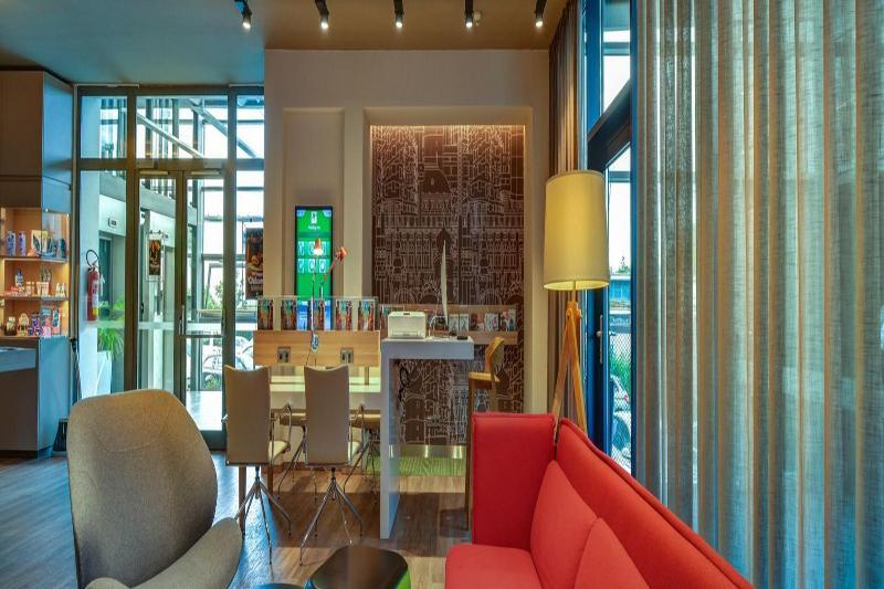 Airport By Ihg Hotel Praga
