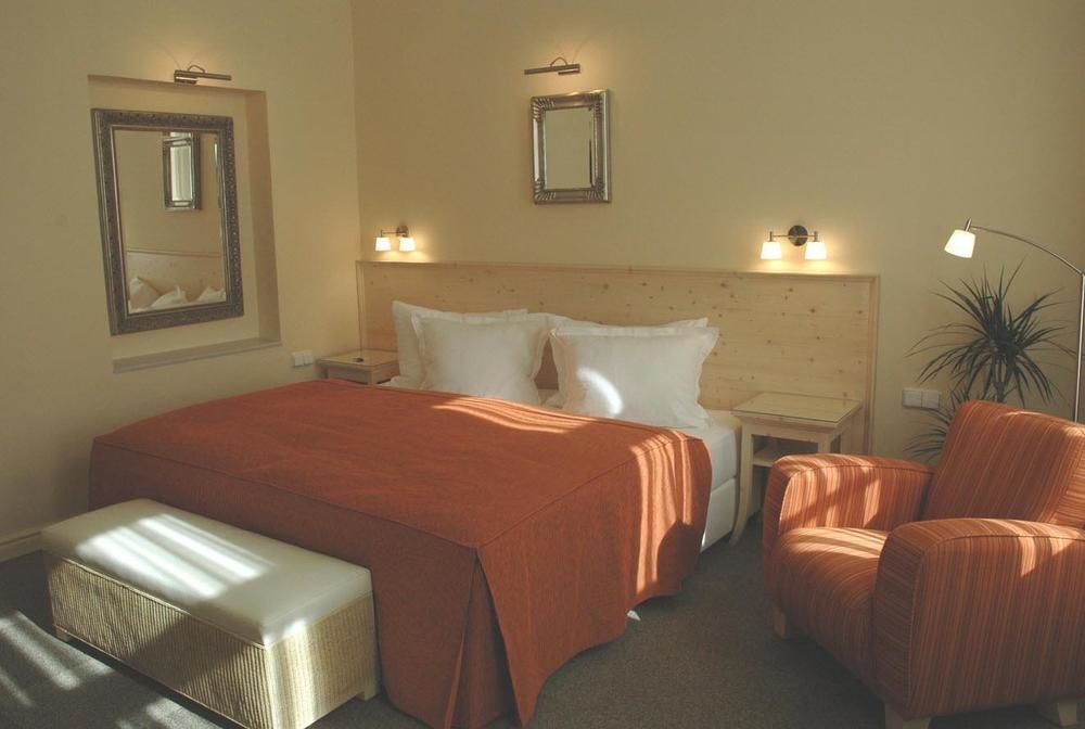Hotel Unitas 4*