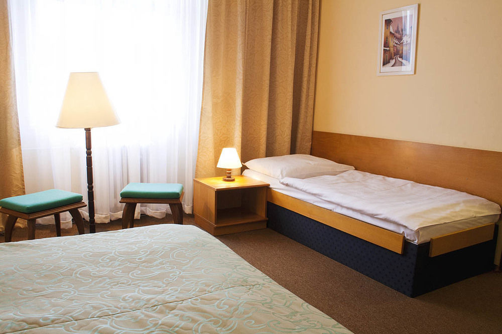 Ea Jasmin Otel