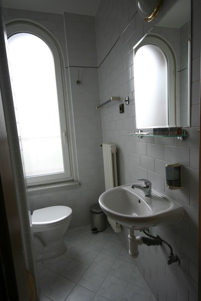 Otar Otel