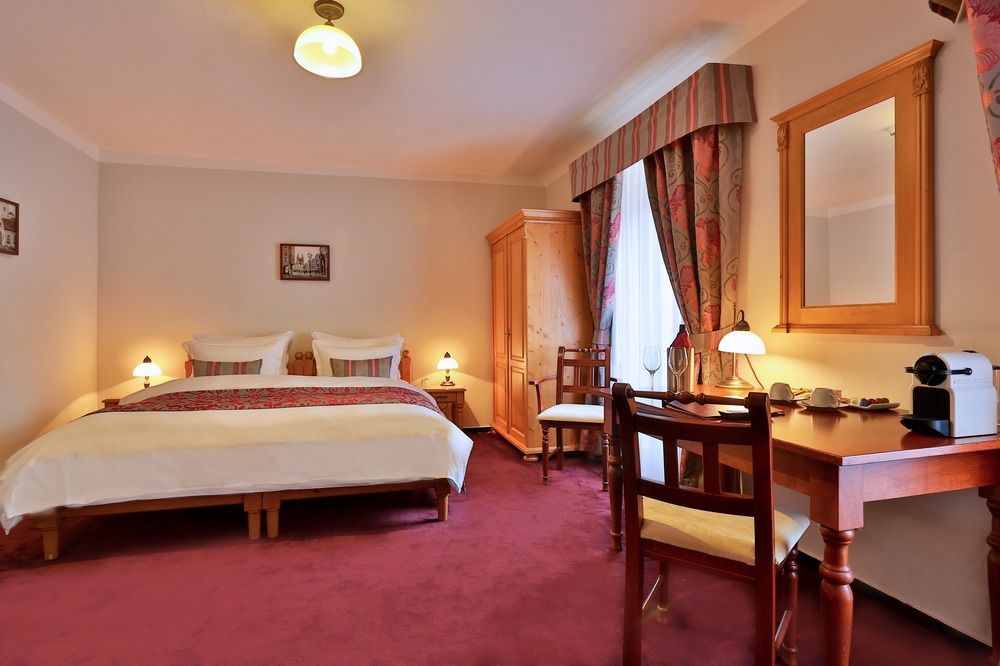 Hotel Questenberg 4*