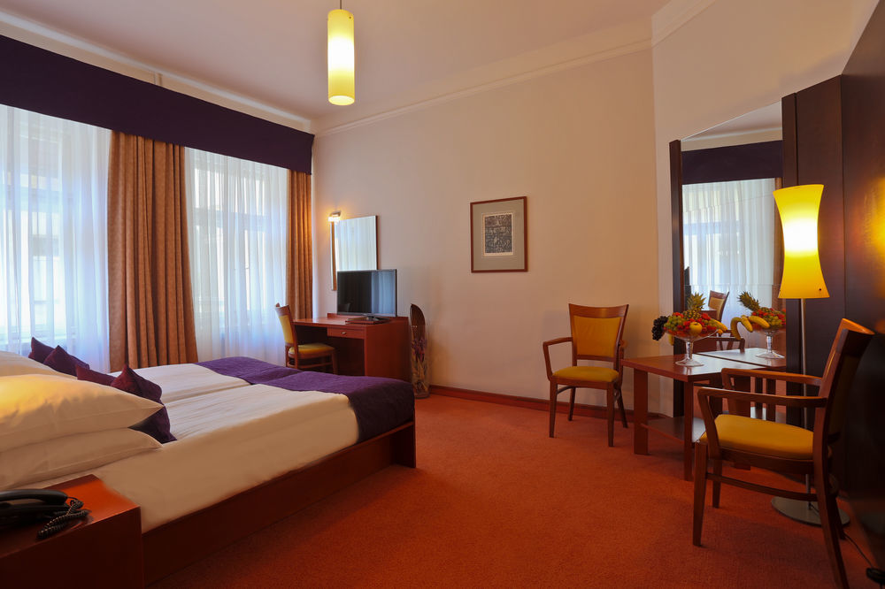 Atlantic 3* Prague