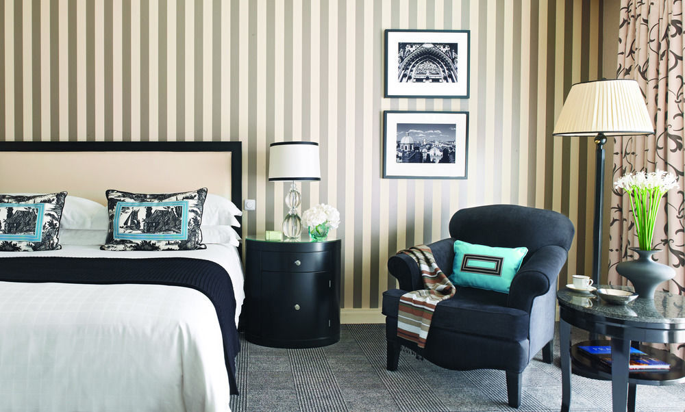 Four Seasons Hotel
