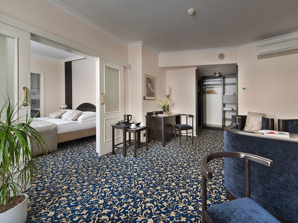 Otel Ea Royal Esprit 4*