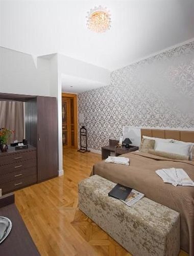 Hotel Deminka Palace 4*