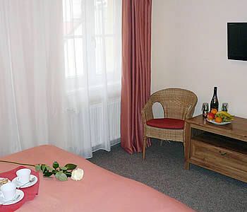Otel Karlin 3*