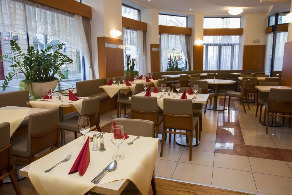 Astoria 4* Prague