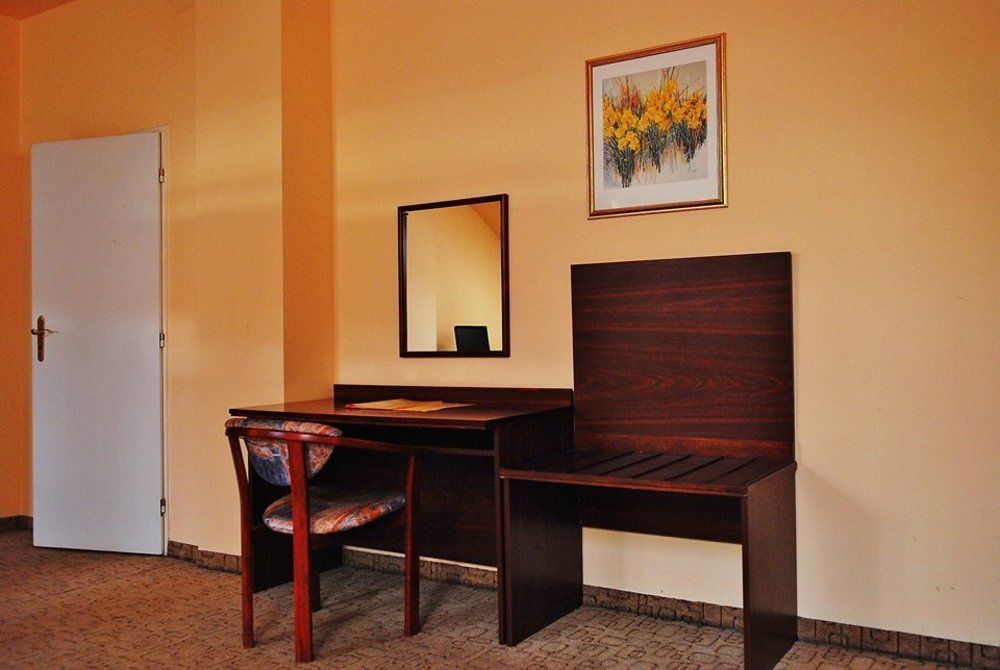 Victor Hotel