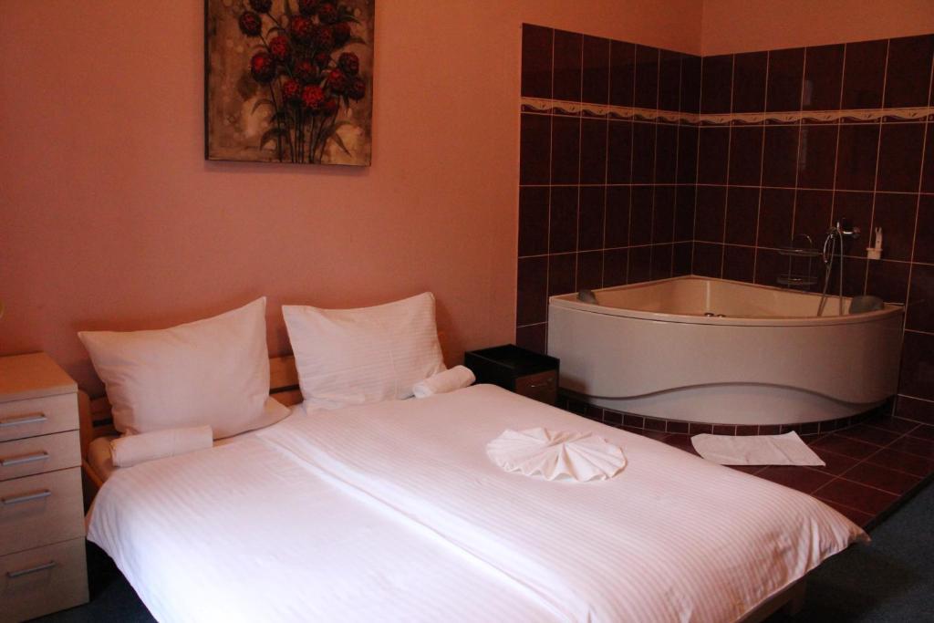 Hotel Club 3*
