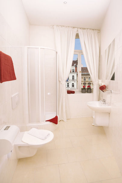 Centre Plaza Hotel 3*