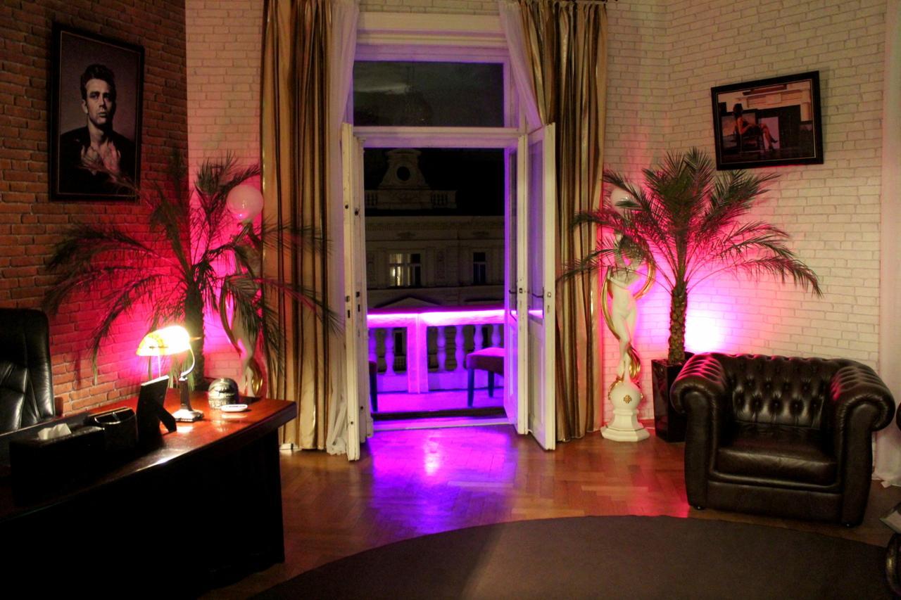 Apartment Luxury Versace Prague