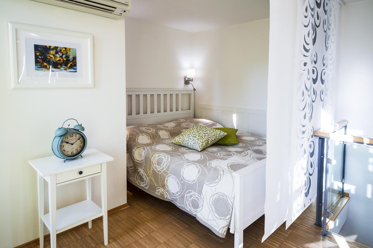 Daire Modern Charvatova Prag