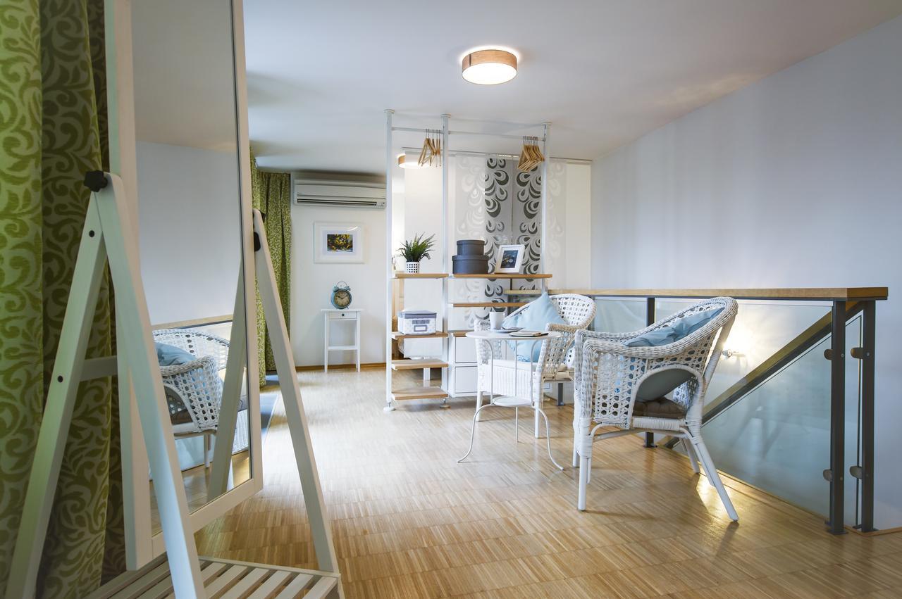 Daire Modern Charvatova Prag