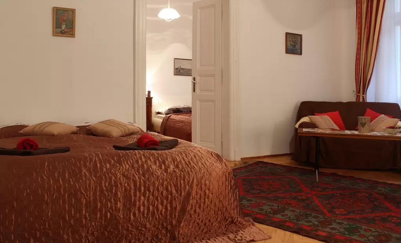 Melantrichova Apartment *