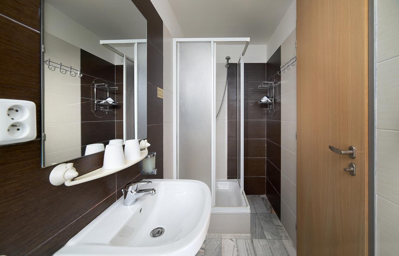 Ankora Hotel 3*