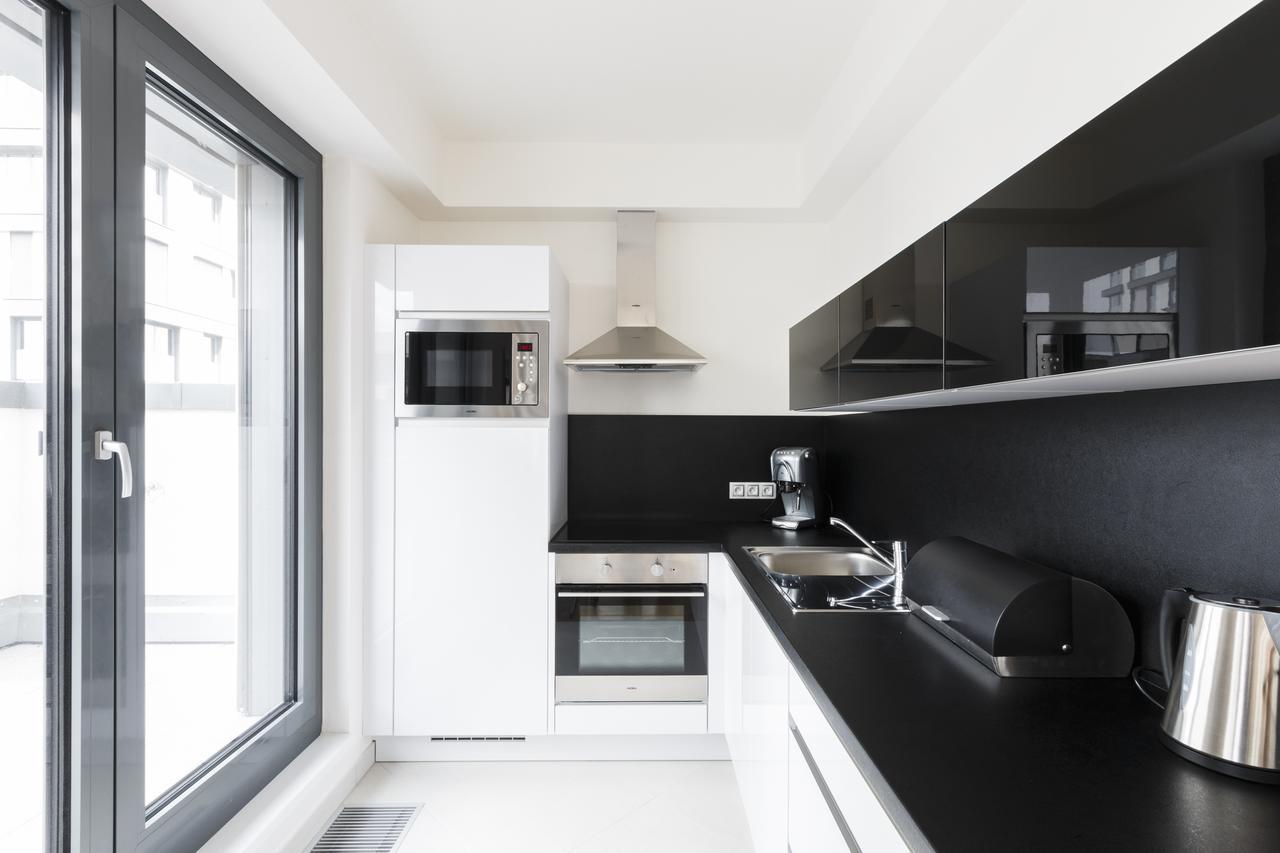 Days - Luxurious In Trendy Zizkov Apartment