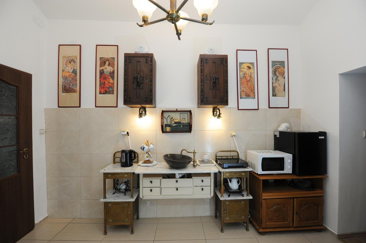 Antique In * Prague