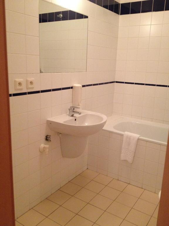 Travellers Hostel