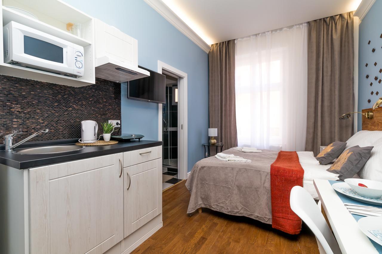 Vaclavska Apartment