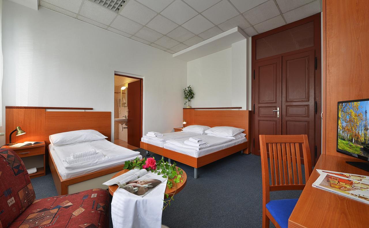 Ea Populus Otel 3*