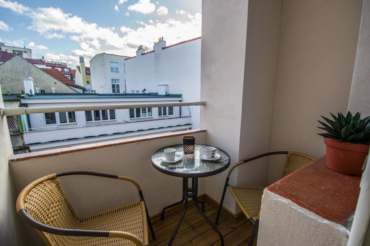 Executive Bright Apt. By Ruterra * Praga