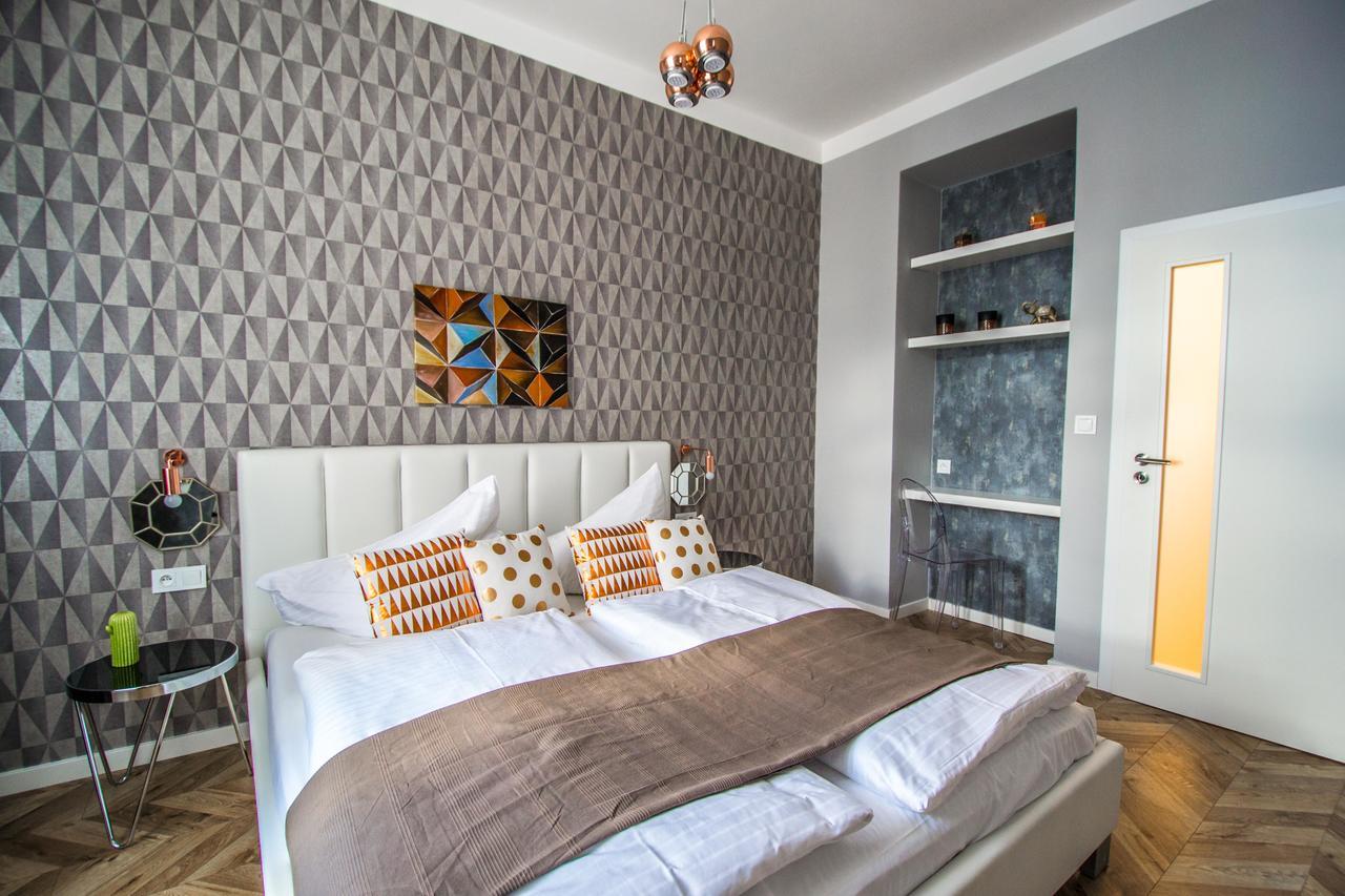 Executive Bright Apt. By Ruterra Praga