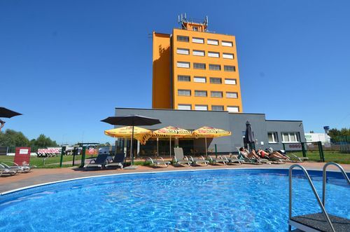 Hotel Aura Design & Garden Pool 3*