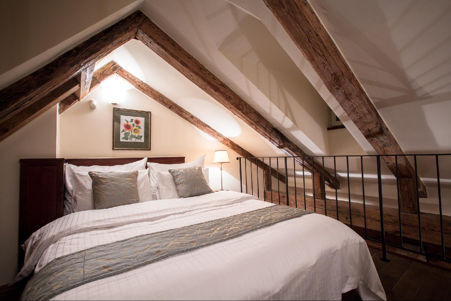Miss Sophie's Charles Bridge Hotel 4*