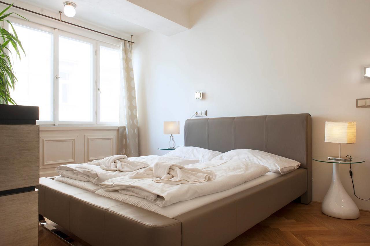 Aparthotel Dlouha - Old Town