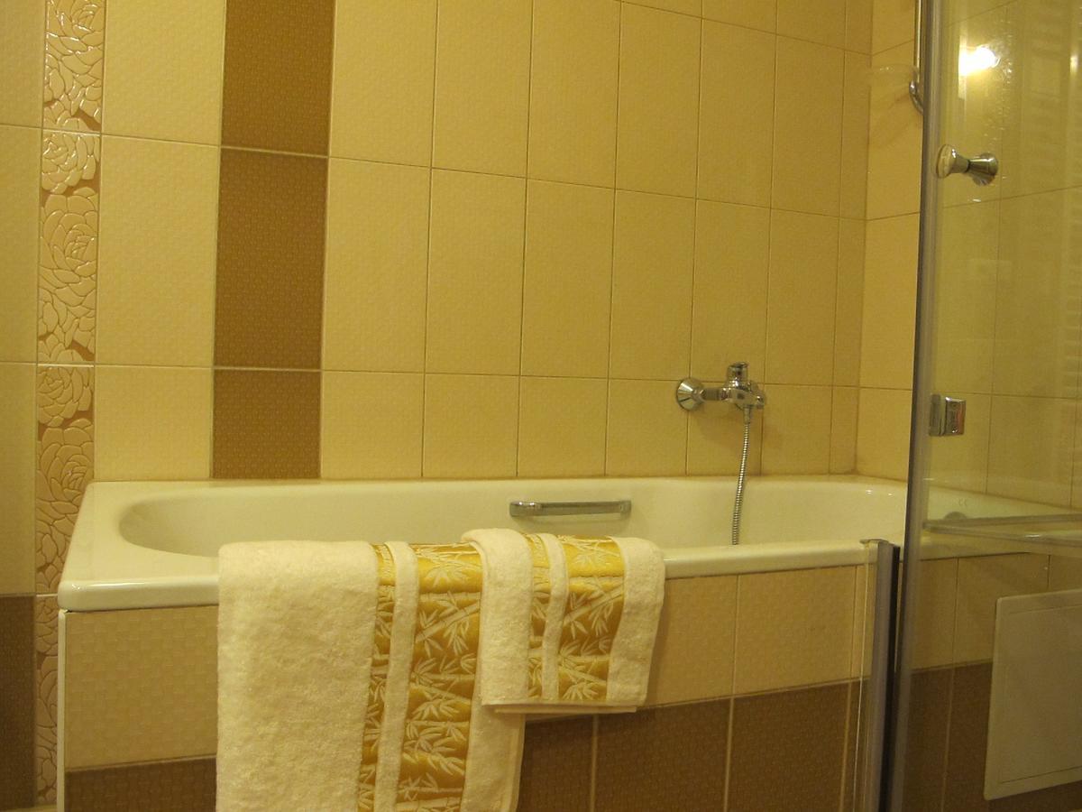 Arabesque Accommodation Bed & Breakfast 3*