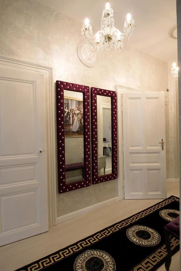 Apartment Luxury Versace Prague
