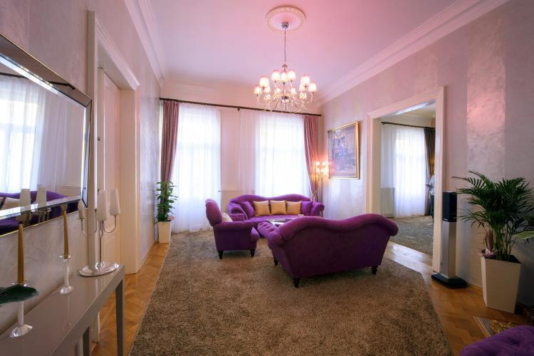 Luxury Versace Praga