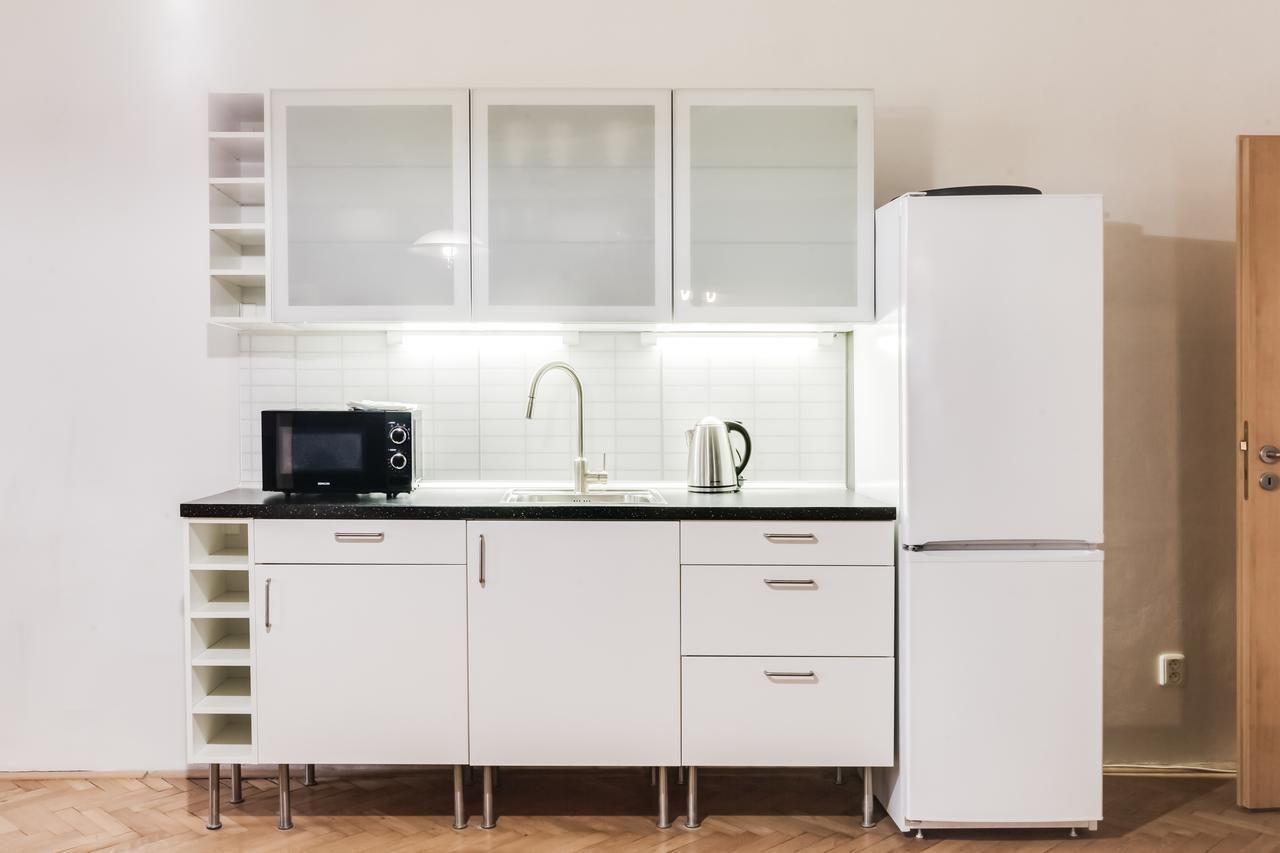 Apartment White & Woody Quadrio Apartments Prague