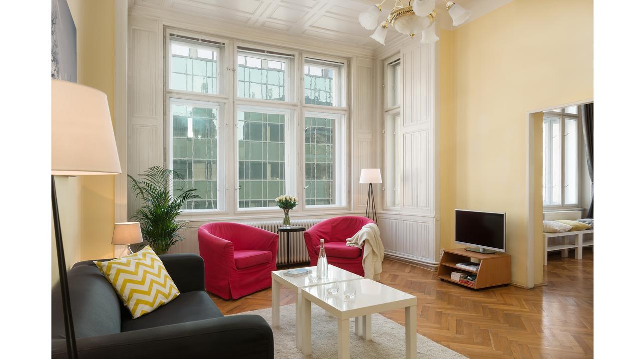 Aparthotel Old Town 3*