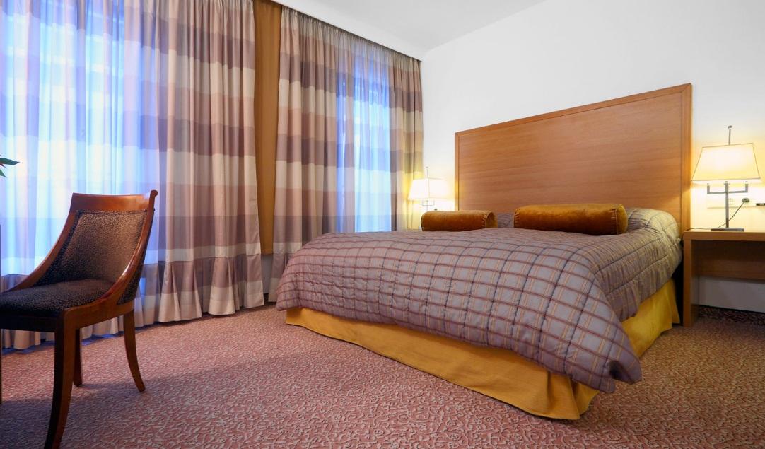 Clement Hotel