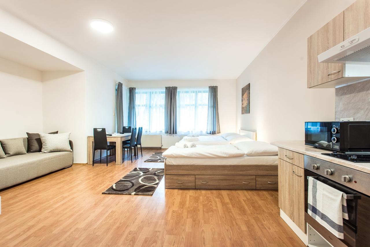 Terrace 3* Prague