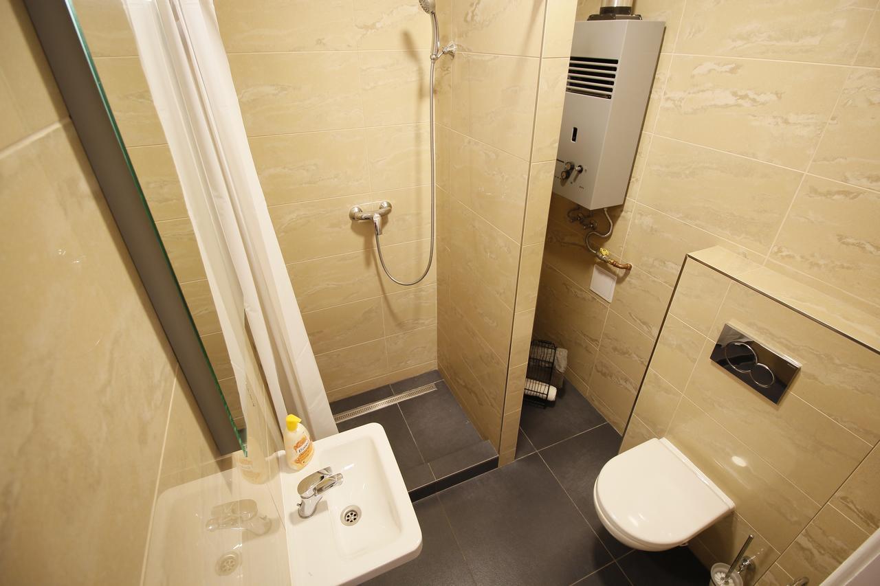 Deluxe Narodni Obrany 13 Apartment *