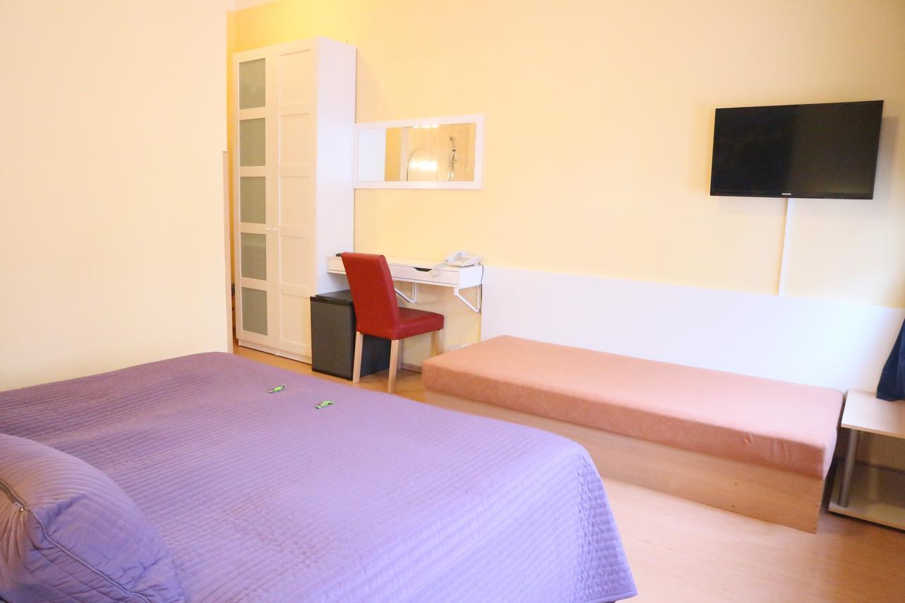 Lounge Crown 3* Prag