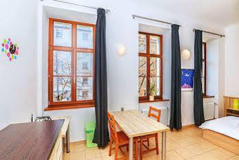 Apartment Ginosi Elema Apartel Prague