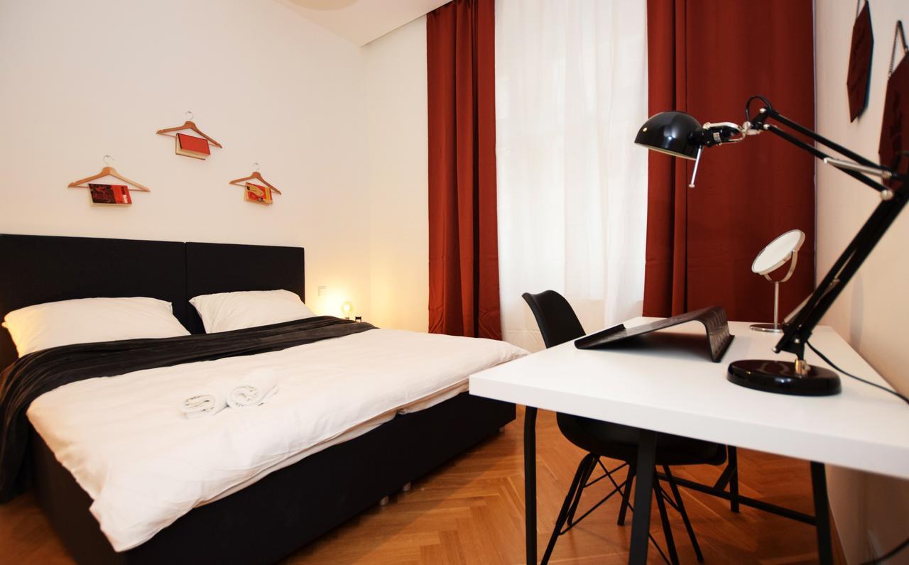 Rehorova Apartment *
