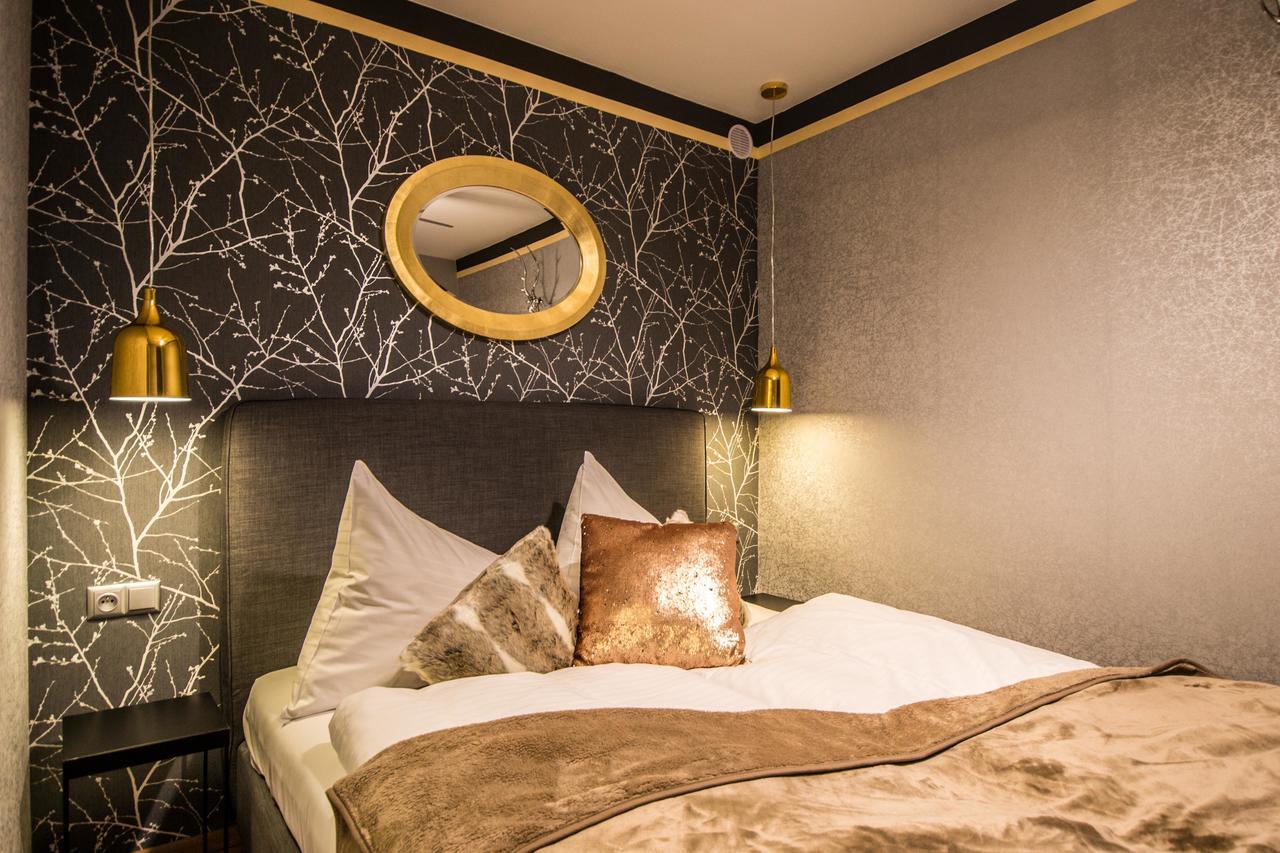 Apartment Unique 250m From The Charles Bridge Prag