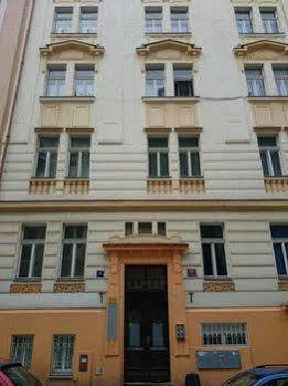 Pragues Rainbow Otel Prag
