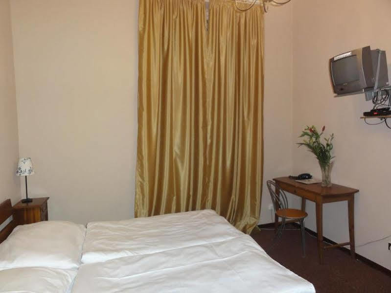 Venezia 3* Prague