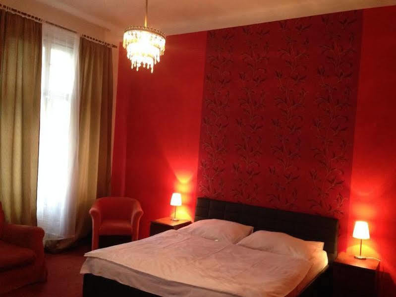 Venezia Hotel 3*