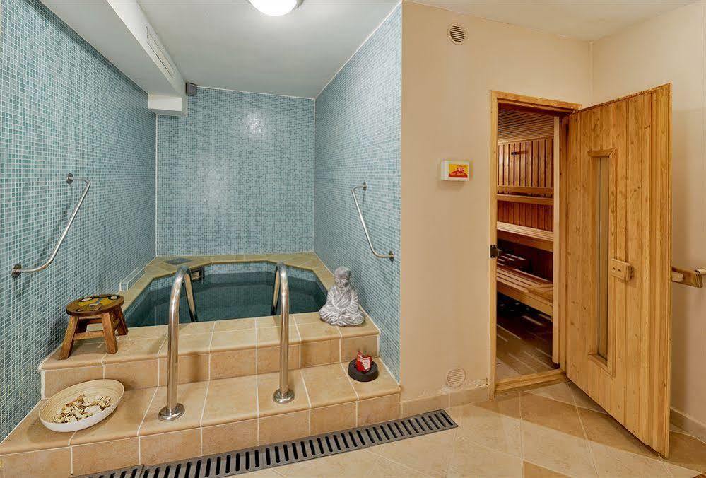 Schwaiger 4*