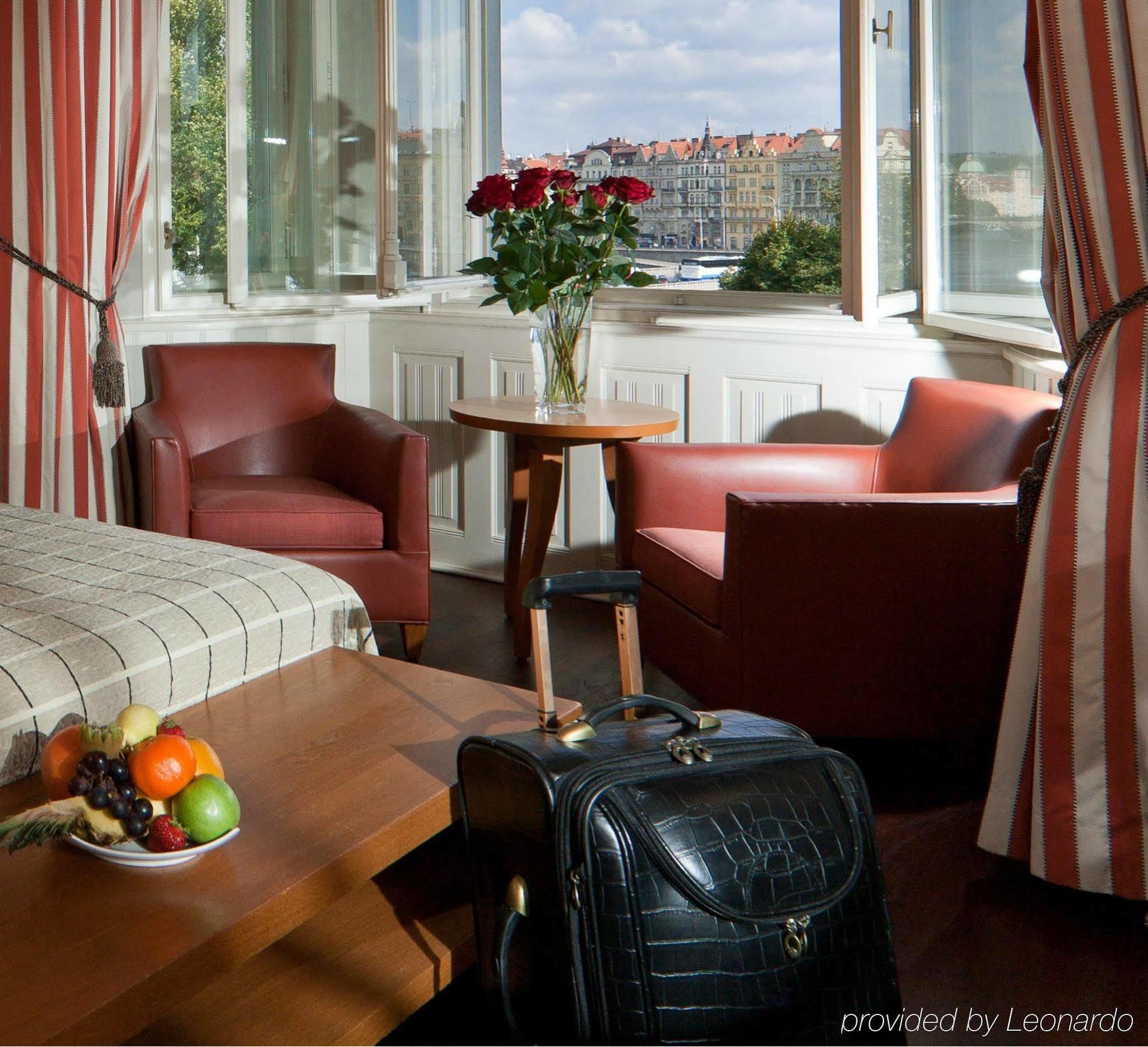 Mamaison Riverside 5*
