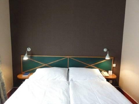 Mala Strana 4*