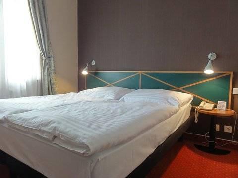 Otel Mala Strana 4*