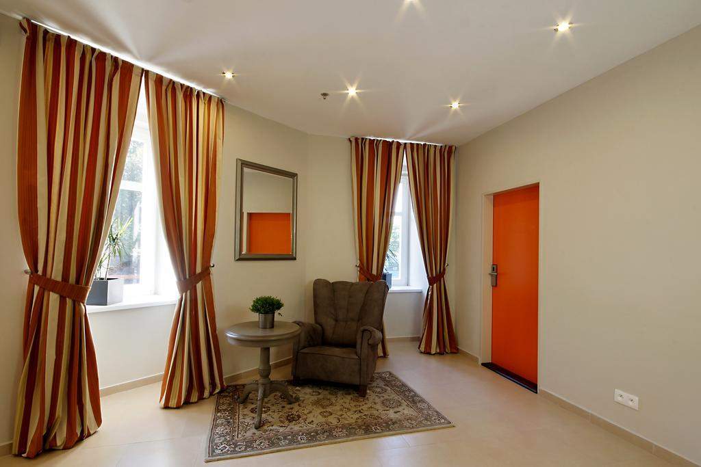 Hotel Le Petit 3*